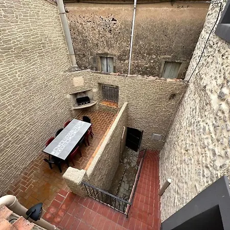 بيت للعطل Lou Castel *