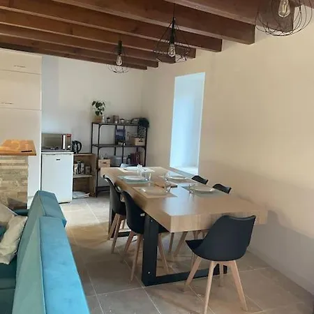 بيت للعطل Lou Castel Pomérols